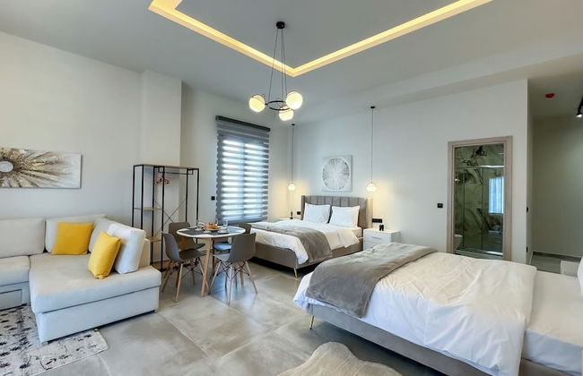 Tsikaris Boutique Guesthouse - Photo 16