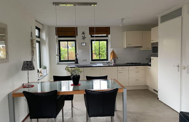 Detached Holiday Home in Schoorl With Garden - Photo 4