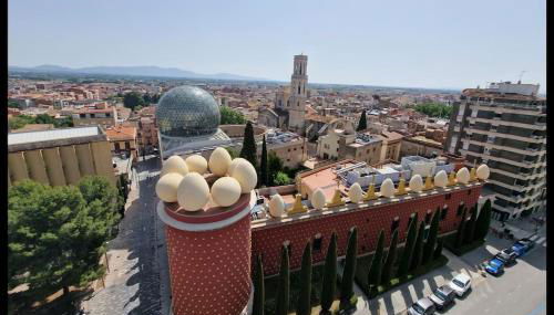 Atico frente al museo Dali - Foto 5
