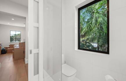 Waterfront Luxury Estate with Private Dock Lighthouse Point - Foto 77