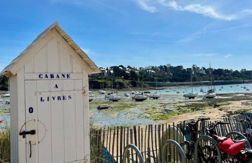 Quai du Val is a Charming Pet and Family Friendly Riverside Gite in Lehon close to Dinan Sleeps 7 - Photo 53