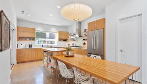 The Local - 2 Blocks to Downtown Fay - Photo 4