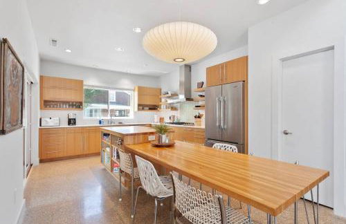 The Local - 2 Blocks to Downtown Fay - Photo 4