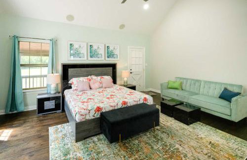 10 Acres with Hot Tub and Pond Luxury Melissa Villa! - Foto 12