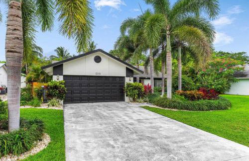 Hot Tub Salt Pool Png Png 5 Min to AtlAv Trampline - Foto 25