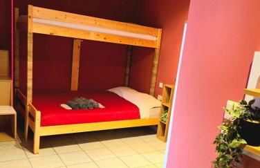 The Red Studio - Castle view - Photo 3