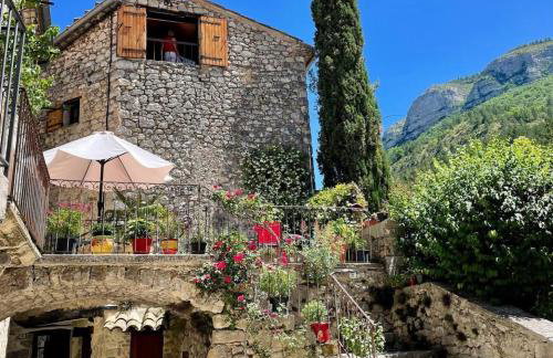 Gites Les Rochers de Plaisians avec piscine privée - Foto 50