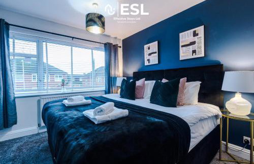 Open Plan - 3 Bedroom House - Garden and Outdoor Seating - Driveway Parking - Short Drive to City Centre - Foto 5