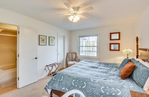 Lakefront Gem with Games in Westminster! - Foto 11