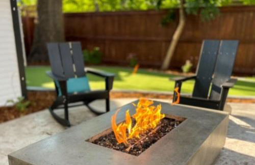 CSU Hideaway King Bd, Backyard Oasis, EV Charger - Foto 93