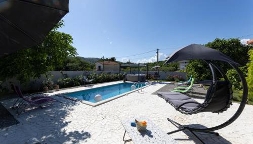 Holiday Home Zrincy - Photo 3, Garden, sunbed, Garden view