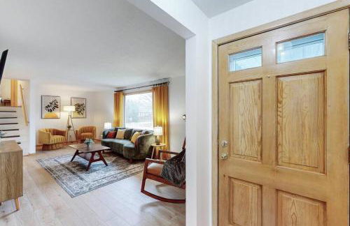 Gridiron Getaway-Where Families and Fans Unite - Foto 3