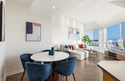 Ocean's Edge 2BR Penthouse - Infinite Blue Views - Foto 3