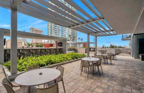 Luxury 1 BR with DEN Downtown Tampa Apt - City Views, Rooftop Pool, Workspace - Foto 27
