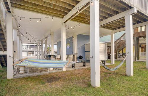 Relax Poolside, Walk to Sand! Galveston Family Gem - Foto 27