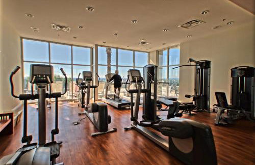 Sterling Breeze - Luxury Beach Front Condo - Photo 6