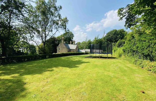 Exclusive 4-bed House 10 Minutes From Newcastle - Photo 15