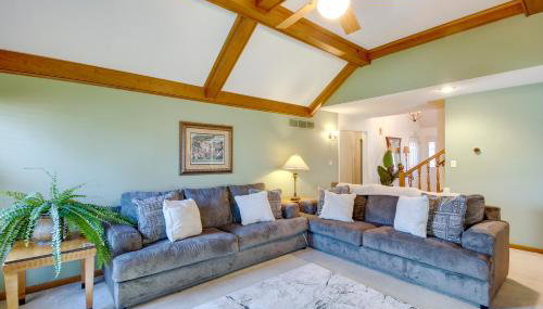 Overland Park Family Home with Game Room and Backyard! - Foto 4