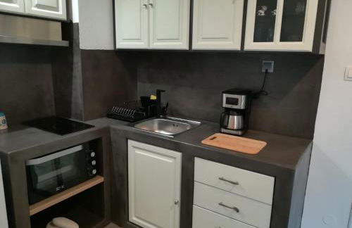 Almira Kalamos - Foto 32