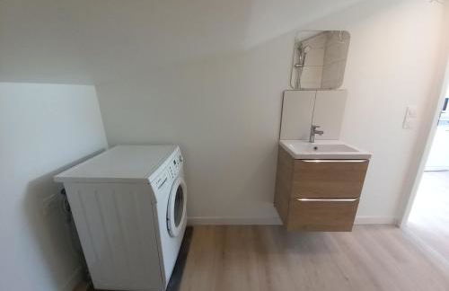 Studio Proche Centre ville avec Place de Stationnement - Foto 7