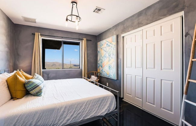 @ Marbella Lane - Zen-like Ambiance 3BR Home in JT - Photo 37