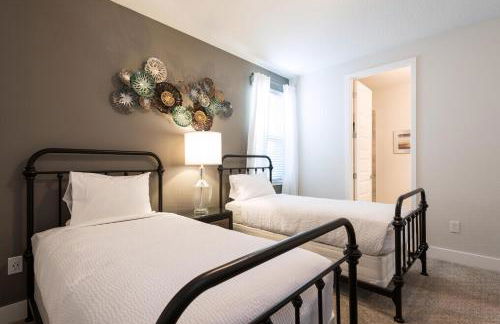 Modern Home Near Disney With Private Pool, Media Room And Waterpark & Resort Access At Encore Resorts Reunion - 7576Mr - Foto 7