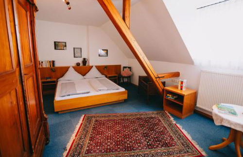 Bio-Weingut Staffelter Hof - Foto 33