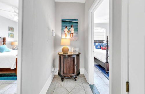 The Spyglass a 5 bed 3 bath house that sleeps 14 and just 67 steps from the beach - Foto 38