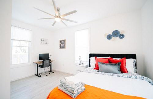 Modern 5BR DC Home Free Parking Steps from Metro Family-Friendly - Photo 27