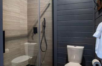 Chalet Amelia Lake View HotTub Fireplace Arcade - Foto 45