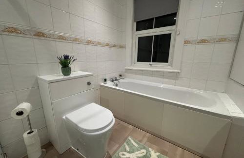 Leamington Spa Boutique Two Bedroom Flat - Foto 14