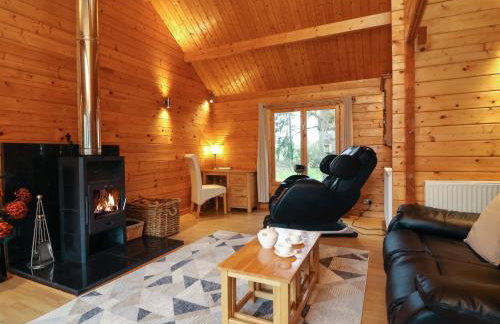 Woodpeckers - Photo 10