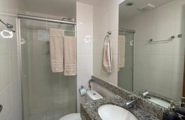 Studio Hotel S4,garagem,ar condicionado,piscina,200 M metrô - Foto 11