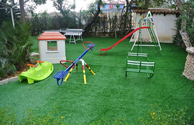 Cottage on the Beach - Photo 8