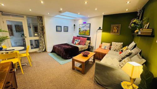 #11 Impressive and Spacious Studio Sleeps 4 - Foto 5