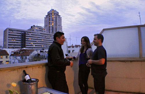 Suites Viena Plaza de España - Photo 17