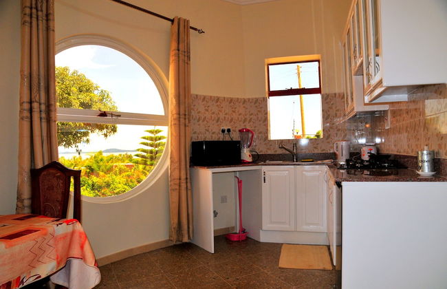 Victoria Lake View Guest House & Safaris - Photo 13