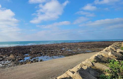 Tipoz'Immo - Le Grand Large 210 accès direct plage - vue mer - animaux bienvenus - wifi inclus - linge inclus - parking gratuit - grand balcon - Foto 14