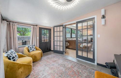 All-In-One Retreat Spa, Gym, Fun Room & Location! - Foto 17