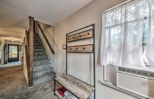 Hike, Golf and Explore Ruidoso Retreat with Deck! - Foto 12