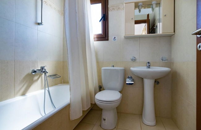 Villa Nikolas Large Private Pool A C Wifi - 1612 - Foto 11