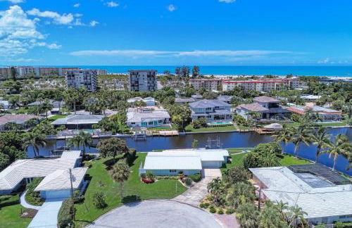 Bikini Tini Time - Foto 49