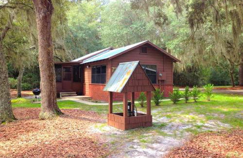 Lakefront Weekend Getaway with a Private Dock near the Ocala National Forest, Florida - Foto 14