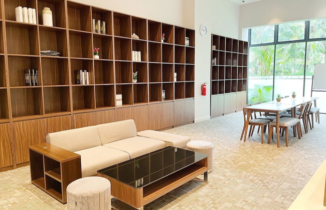 Sky House BSD Apartments by OkeStay - Foto 36