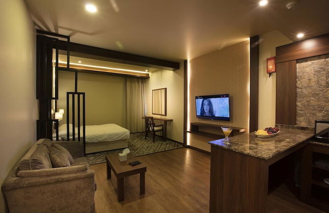 Lily Hotel Suite Mubarraz - Photo 7