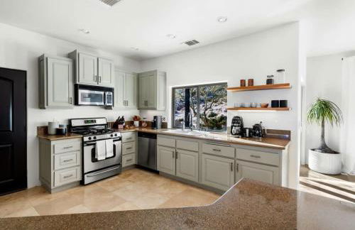 Boulder Surrounded Escape- ANOTHERdeserthouse - Foto 27