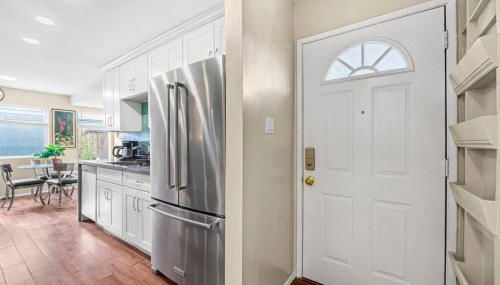 Beauty Supplies 3Br house for Family in Fremont - Foto 3