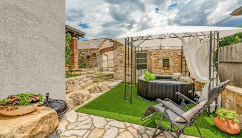 Adria Serenity Home with Hot Tub - Foto 2