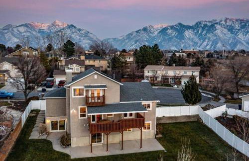 Adventure Retreat Hot Tub, Ping Pong, Close Mtn - Foto 1