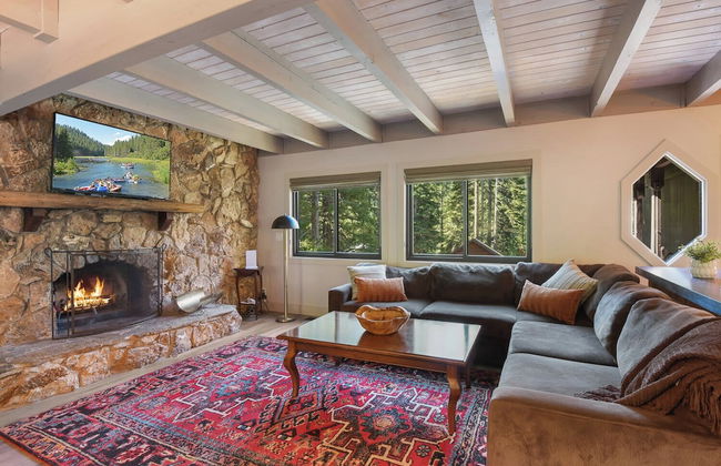 Serenity on Statford Close to Northstar! - Photo 10